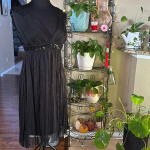 Sangria Black dress